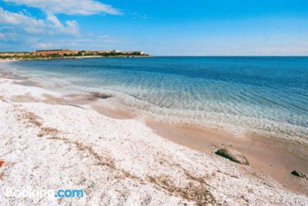 两卧室别墅带私人泳池