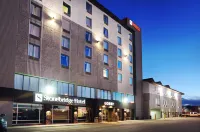 Radisson Hotel Fort St John Hotele w: 