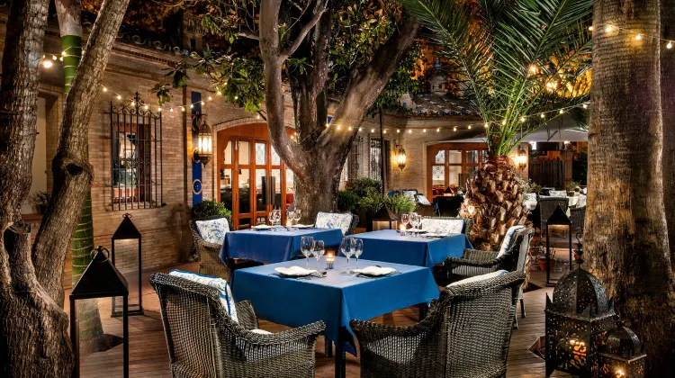 ホテル アルフォンソ XIII ア ラグジュアリー コレクション ホテル 食事・レストラン