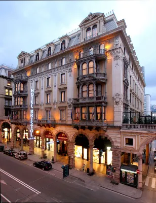 Hotel Bristol Palace Отели в г. 