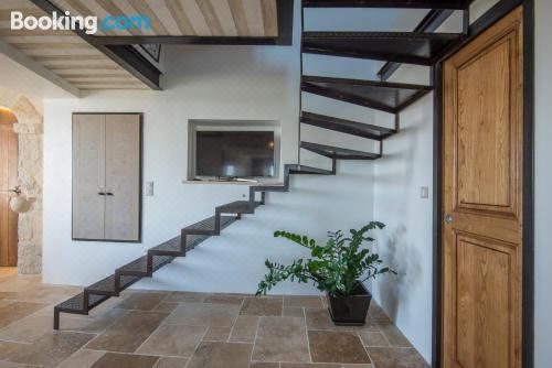 两卧室联排别墅