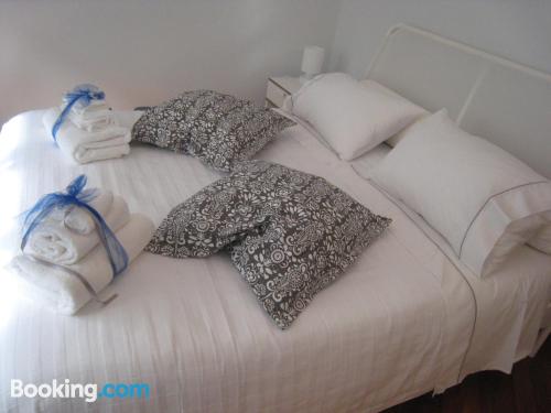 三人间 - 侧面海景