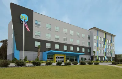 Tru by Hilton Mobile I-65 Government Blvd Hotels in 