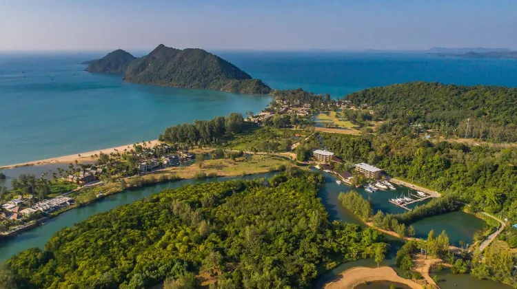 Coral Cove Beachfront Villa - Koh Chang Exterior