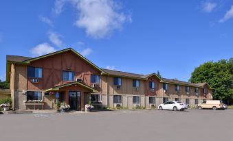 Americas Best Value Inn & Suites Detroit Lakes