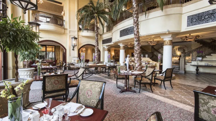 Palazzo Hotel Dining/Restaurant
