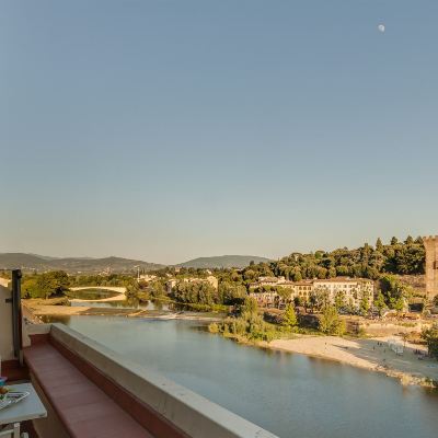 豪華房（帶陽台） 佛羅倫薩露可西廣場酒店優惠