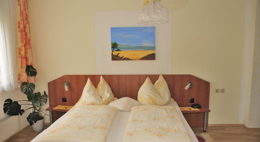 Gastehaus Anna含阳台双人房