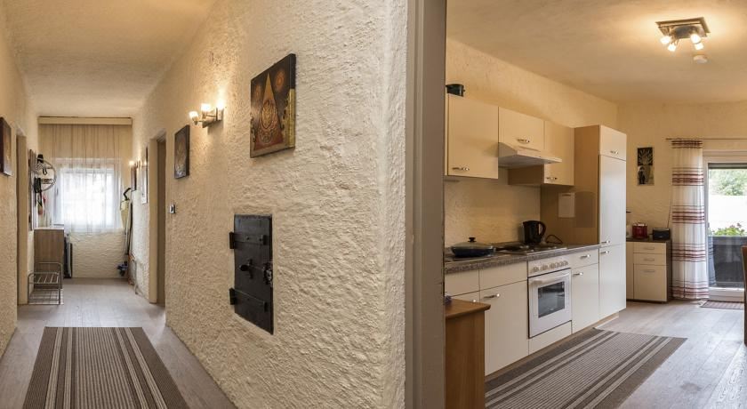 一卧室公寓（带阳台）