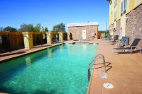 La Quinta Inn & Suites by Wyndham Elk City