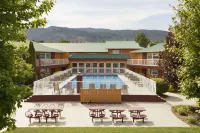 Days Inn by Wyndham Penticton Conference Centre