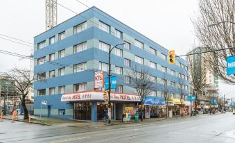 English Bay Hotel