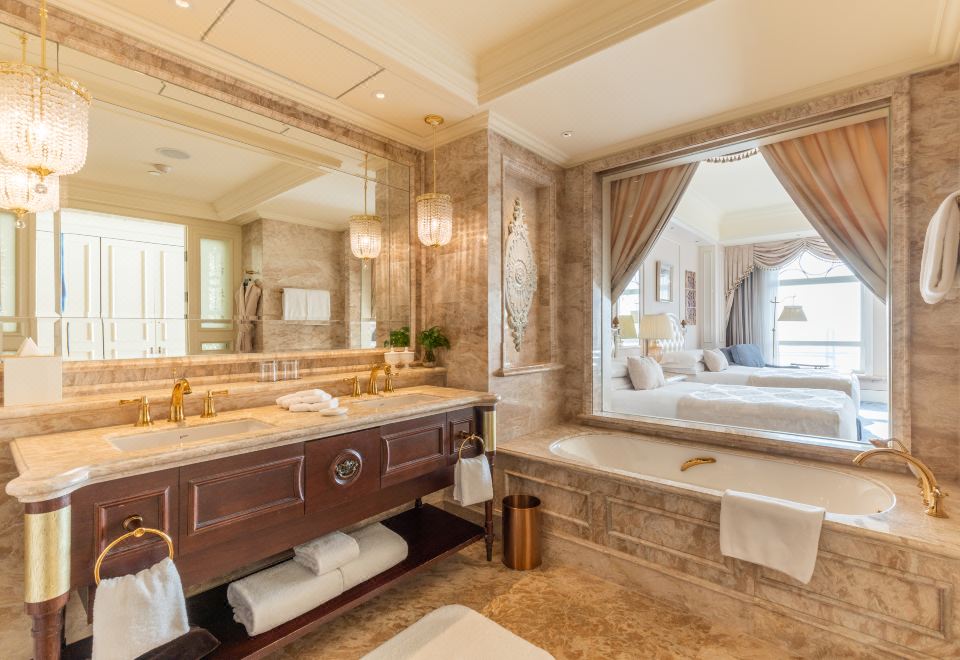 尊贵海景双床房