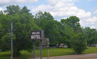 Snelling Motor Inn