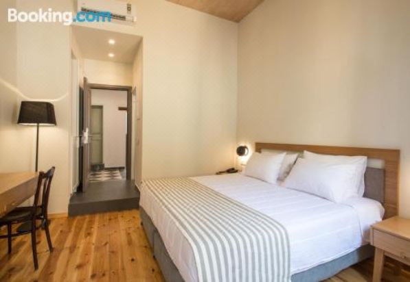 豪华双人或双床城景房