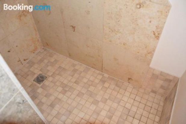 一卧室公寓（带阳台）