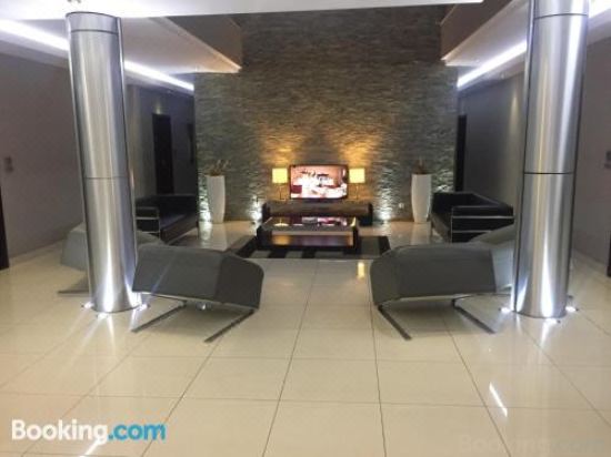 Hotel Amirana - Housity