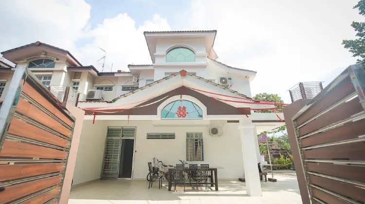 DesaTebrau NewStar Homestay - Wedding Bridal House 外観