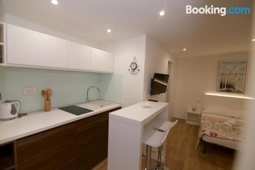 带露台一室公寓