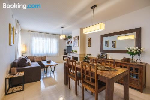 Casa Neus Barà Four-Bedroom House