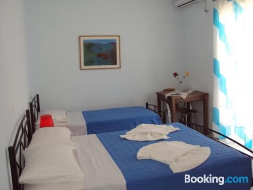 带阳台的三人房