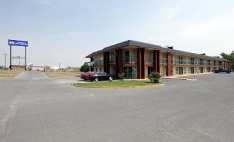 Castle Inn & Suites Chickasha