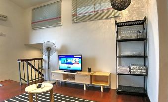 IBook10 Deluxe Loft Suite Room by IBook Homestay