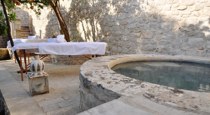 三卧室联排别墅