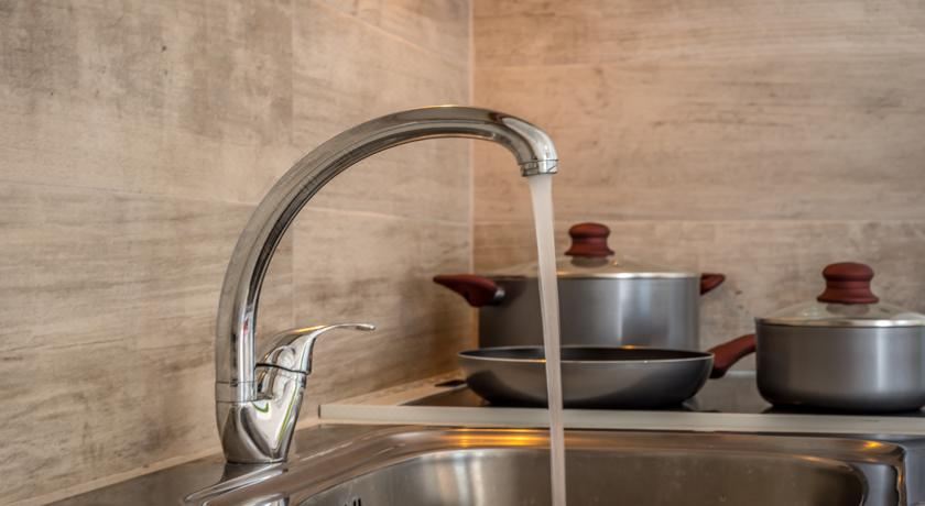 Noula House & Studios Apartment with Sea View