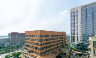 Qianxi Dongfang Hotel (Jinzhong University Town Communication University)