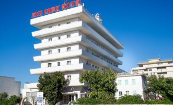 Joli Park Hotel - Caroli Hotels