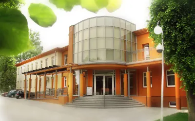 Hotel Jarota のホテル
