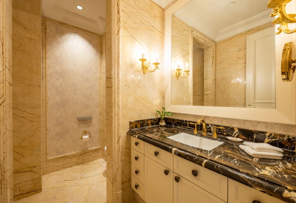 the Castle Hotel, A Luxury Collection HotelPresidential Suite