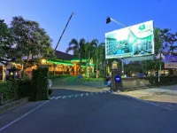 Lombok Garden Hotel Hotels in Mataram