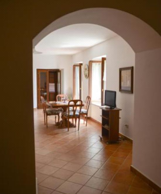 海景两卧室公寓