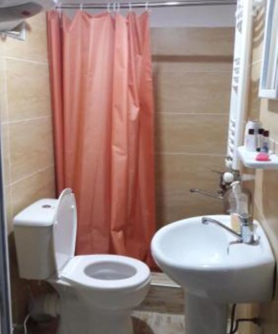 双人房（带独立浴室）