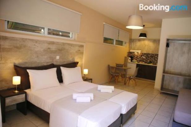 半地下室一室公寓