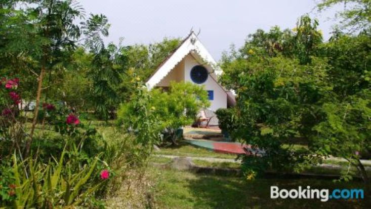 Suduweli Beauties of Nature - Yala Bungalow with Patio