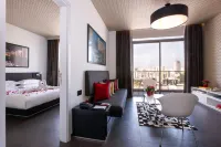 The Smallville Hotel Hotels in 