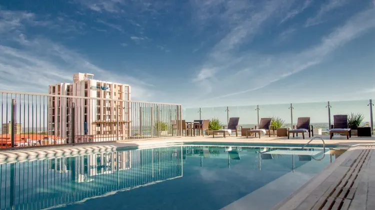 クラウン プラザ アスンシオン 外観