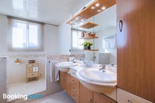 Casa Neus Barà Four-Bedroom House