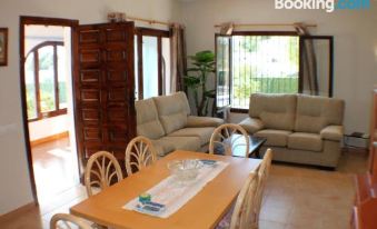 Canto de Hada - Well Furnished Villa with Panoramic Views in Moraira
