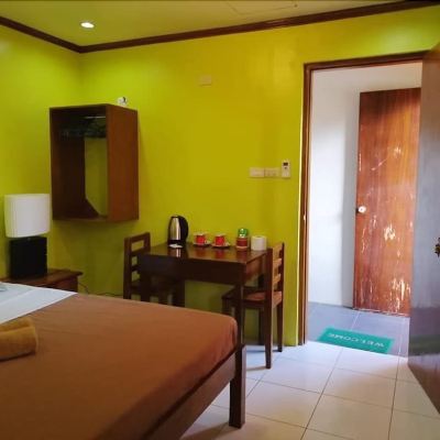 Double Room with King Size Bed and Air Conditioner