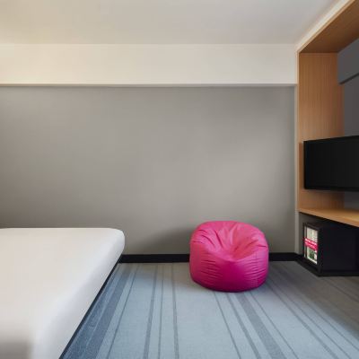 High Floor King Room Aloft Kuala Lumpur Sentral Promo Code