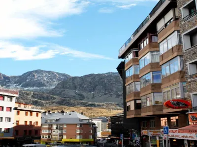 Apartamentos Lake Placid 3000 Hotels in 