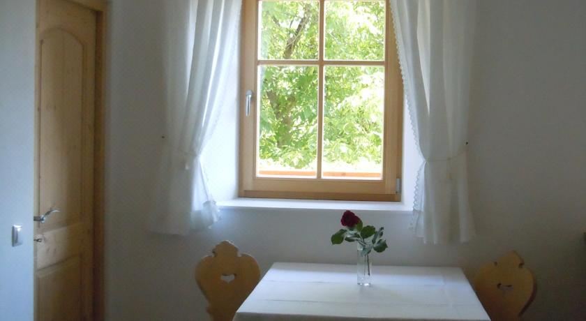 两卧室公寓，享有山景