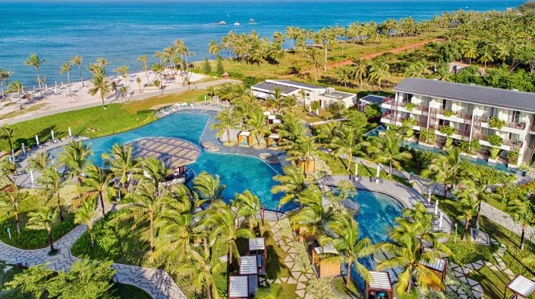 ソル by メリア フーコック 外観