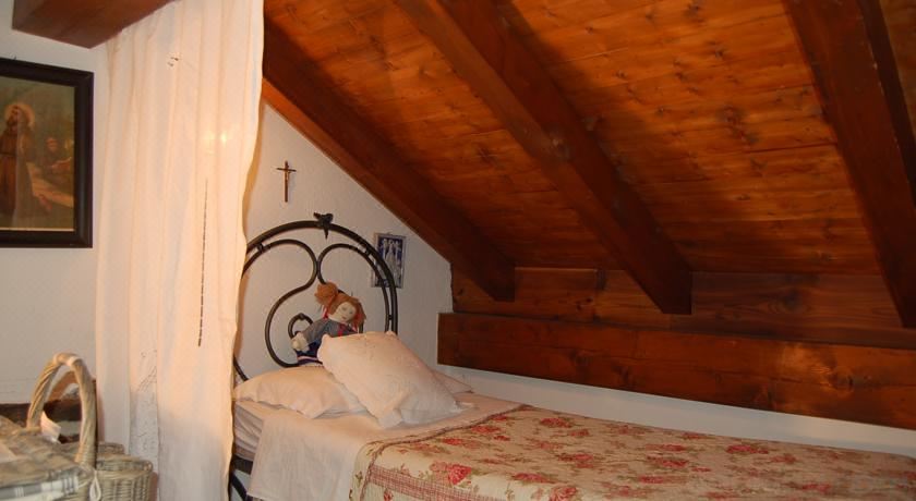 两卧室度假屋 - 带花园