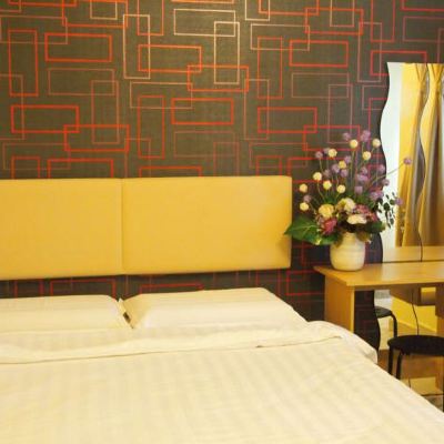 Bilik Keluarga Kupon Victory Street Boutique Hotel