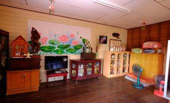 Malee Mantra Homestay